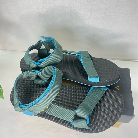 Teva men’s Original Universal Sandal 12‎ Shock Green size 7