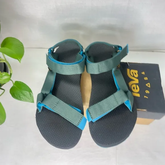 Teva men’s Original Universal Sandal 12‎ Shock Green size 7