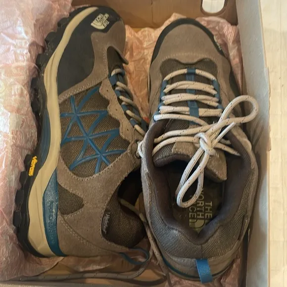 The north face storm hiking boots, shoes vibram soles hydro womens size seal 8.5