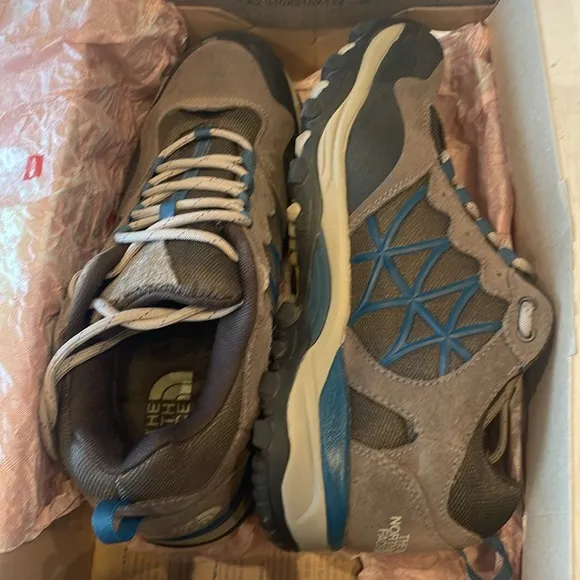 The north face storm hiking boots, shoes vibram soles hydro womens size seal 8.5