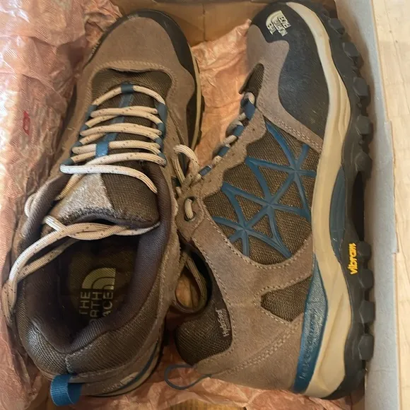 The north face storm hiking boots, shoes vibram soles hydro womens size seal 8.5