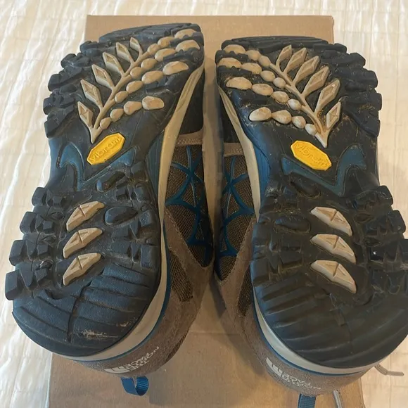 The north face storm hiking boots, shoes vibram soles hydro womens size seal 8.5