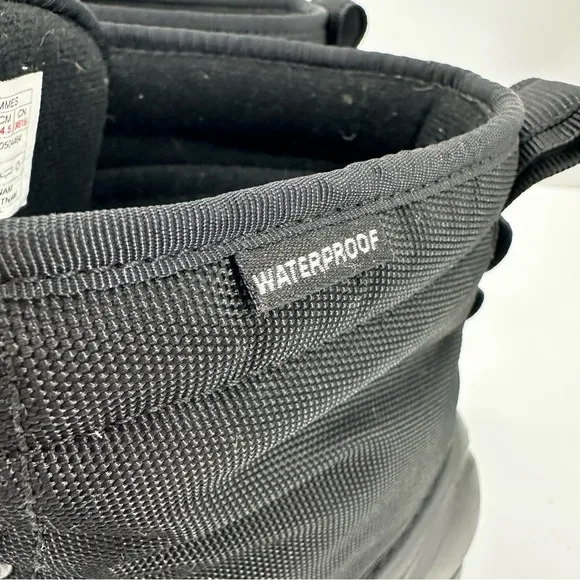 The North Face Waterproof Womens Tsumoru Boots Womens 7.5