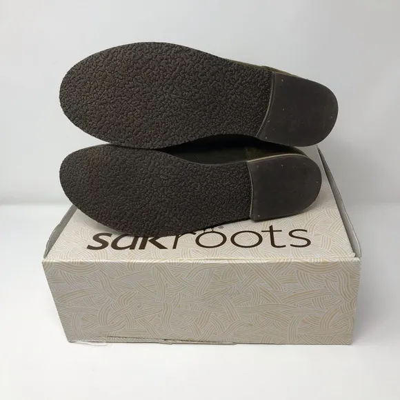 The Sak Olive Green Elephant Felt Boots Sz 8 NEW