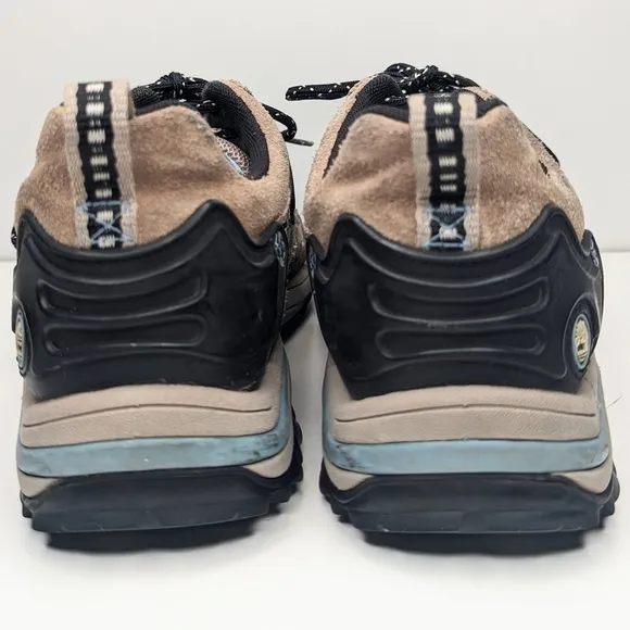 Timberland hiking athletic shoe lace up suede leather tan black women's size 10