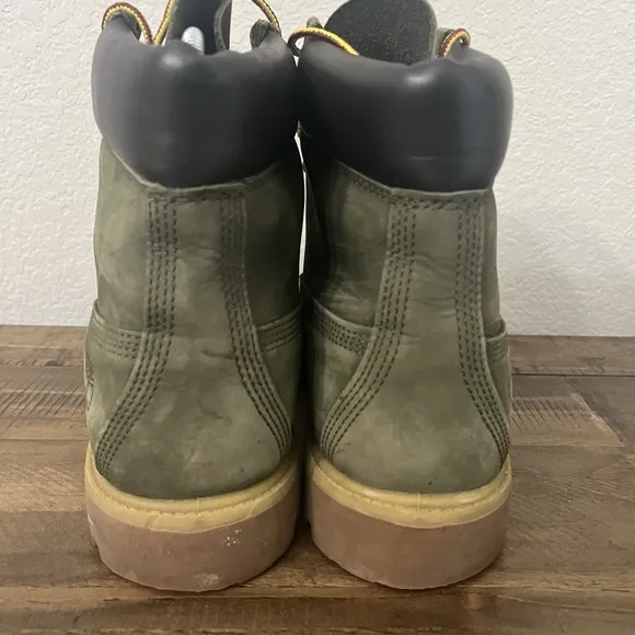 Timberland mens Waterproof Suede Boots in Green Size 12M