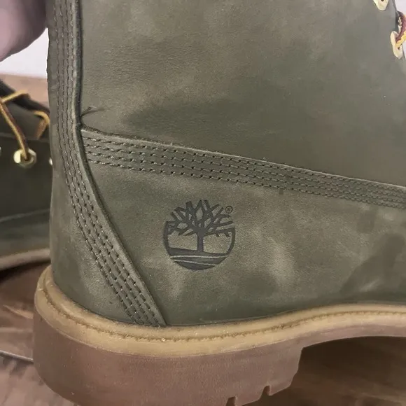 Timberland mens Waterproof Suede Boots in Green Size 12M