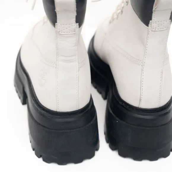 Timberland. Women's Sky 6&quot; Lace-Up Boots.