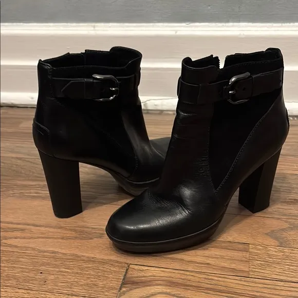 Tod’s Women's Black Ankle Boots