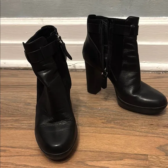 Tod’s Women's Black Ankle Boots