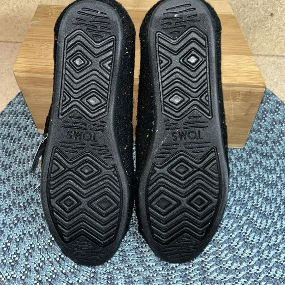 **TOMS Alpargata Black Repreve Speckled Twill Faux Shearling Shoes  (99)
