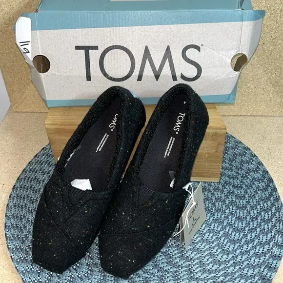 **TOMS Alpargata Black Repreve Speckled Twill Faux Shearling Shoes  (99)