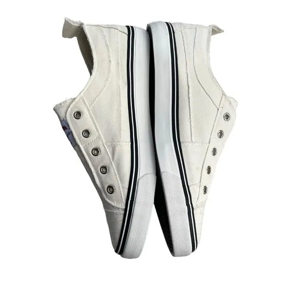 True Religion Brand Men’s Size 10M White Brodhi Laceless Canvas Slip On Sneakers