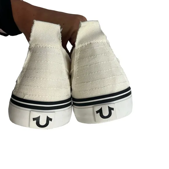 True Religion Brand Men’s Size 10M White Brodhi Laceless Canvas Slip On Sneakers