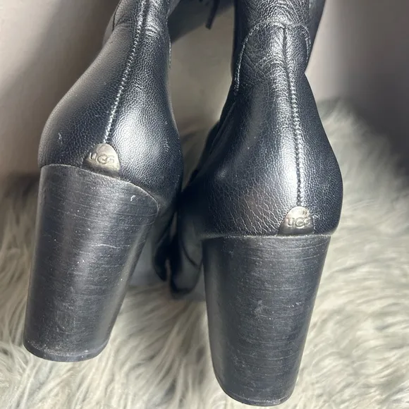 UGG &quot;LYNDA&quot; FOLD OVER SHEARLING LEATHER BLACK BOOTS SHEEPSKIN Size 7