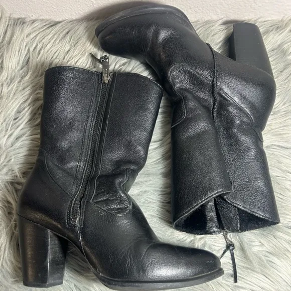 UGG &quot;LYNDA&quot; FOLD OVER SHEARLING LEATHER BLACK BOOTS SHEEPSKIN Size 7