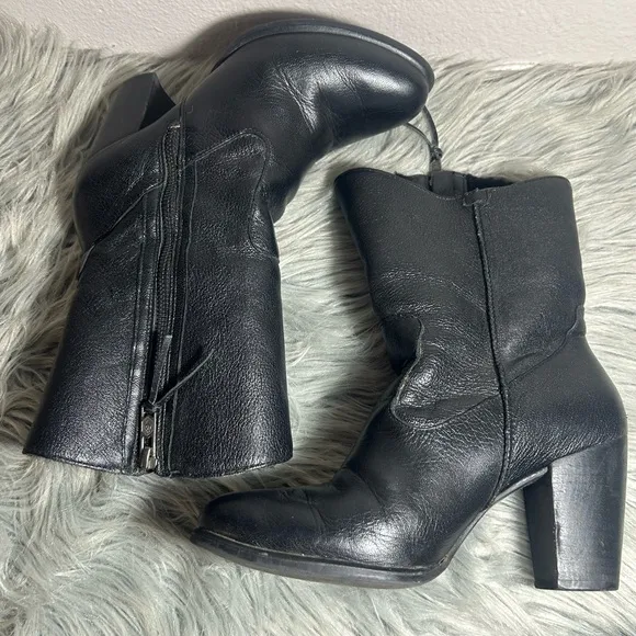 UGG &quot;LYNDA&quot; FOLD OVER SHEARLING LEATHER BLACK BOOTS SHEEPSKIN Size 7