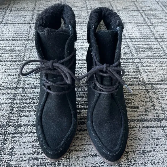 UGG Australia Analise Black Suede Sheepskin Ankle Boots 10
