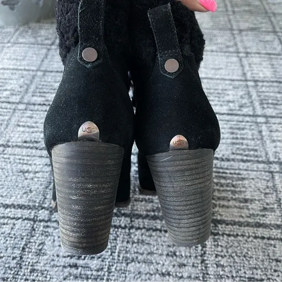UGG Australia Analise Black Suede Sheepskin Ankle Boots 10