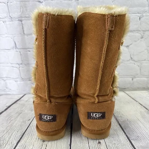UGG Australia Bailey Button Triplet Boots 1873 Chestnut Women's US Size 6