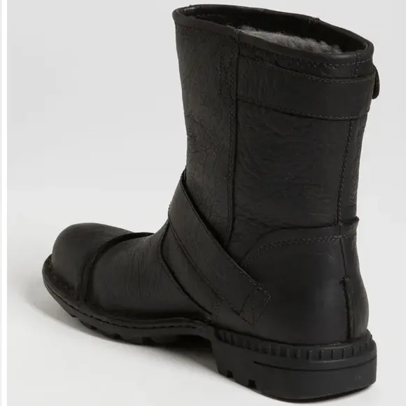 UGG Australia Rockville II Men's Black Leather Boots