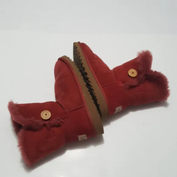 UGG Bailey Button Boots Toddler size 2