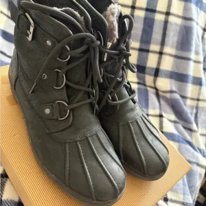 Ugg black Cecile 8.5M waterproof winter laced up comfort boots NWT