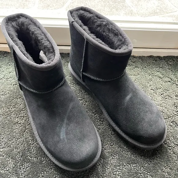 UGG Classic Mini Bootie