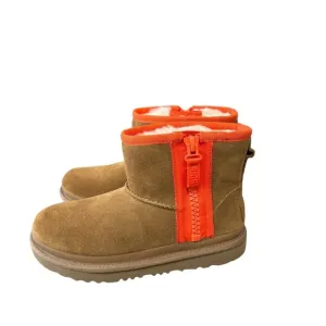 UGG CLASSIC MINI ZIPPER TAPE LOGO CHESTNUT SUEDE Kids BOOTS SIZE US 3 NEW​​​