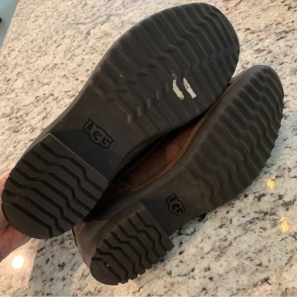 UGG Heather Waterproof Duck Boots Size 8.5