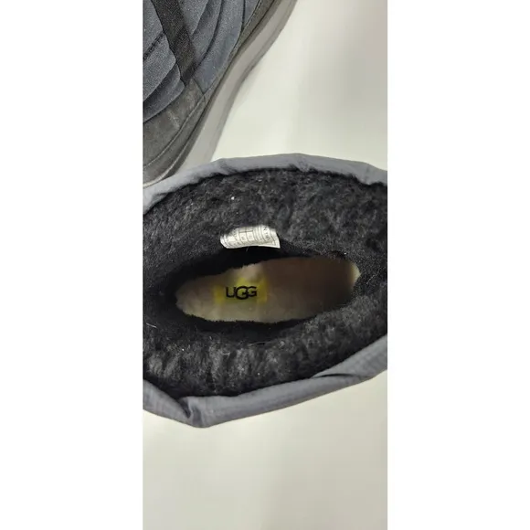 Ugg Men's Maxxer Mini Fashion Weatherized Boots, Size 11 In Navy/Black SN1146714