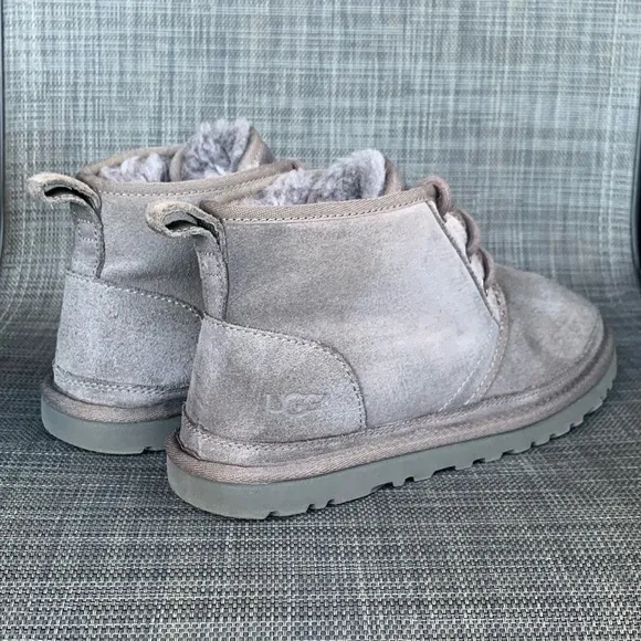 UGG Neumel Chukka Boots in Grey Suede Men’s Size 7