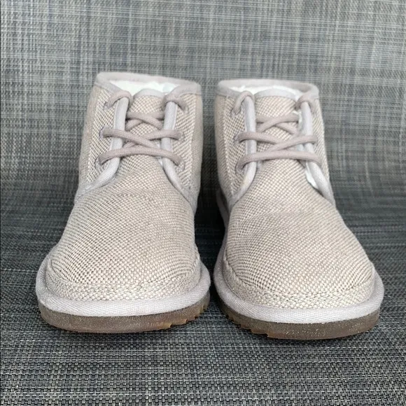UGG Neumel Natural Cozy Plush lining Boots Women’s shoes size 6