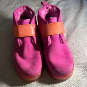 UGG Pink Boots for women size 9 adults size pink Ugg boots