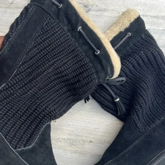 UGG Platforms Boots 5124 Suburb Crochet Tall Logo Boots‎ Size 7 Black Knit