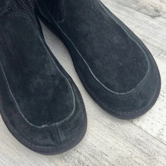 UGG Platforms Boots 5124 Suburb Crochet Tall Logo Boots‎ Size 7 Black Knit