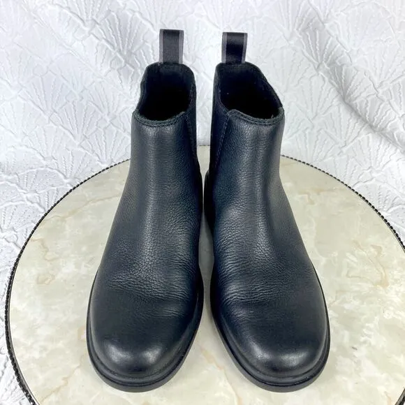 UGG Slip On Chelsea Boots Womens 5 Black Leather Chukka Dressy Comfort Boots