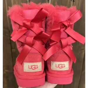 UGG TODDLER SIZE 7 PINK BAILEY BOW BOOTS ADORABLE