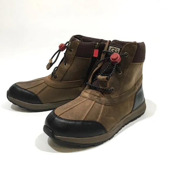 UGG TURLOCK WATERPROOF SNOW BOOTS WALNUT BROWN LEATHER -BIG KIDS US 6 -NEW