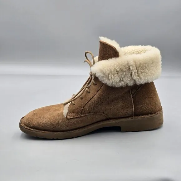 UGG Women's Size 9.5 US VGC Quincy Brown Suede Sheepskin Winter Sherpa Boots