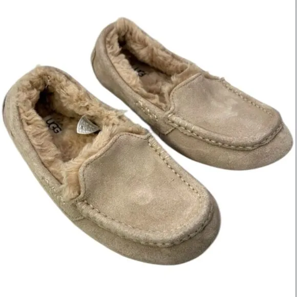 UGG WOMANS Ansley sheepskin slipper 7  beige 1106878 shoes nubuck suede