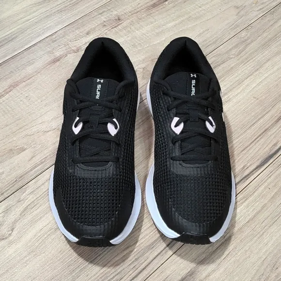 Under Armour Surge 3 Womens Size 10 Running Shoes Black Pink