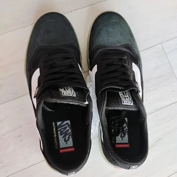 VANS NEW AVE Rapidweld Ultimate Waffle Skate Shoes