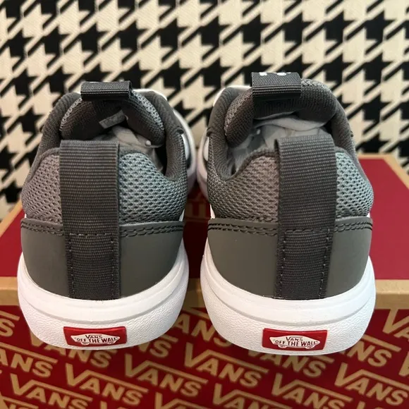 Vans Range EXP Kids' Skate Shoes- Size 1