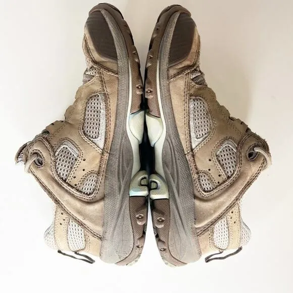 Vasque Breeze Low VST Leather Vibram Hiking Sneakers Shoes Tan Grey Blue 8.5