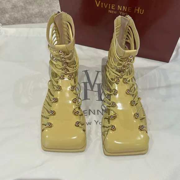 VHNY Vivienne Hu size 37 or 7 Lemon Studded Leather Straps NEW w/Box &amp; Dust Bag