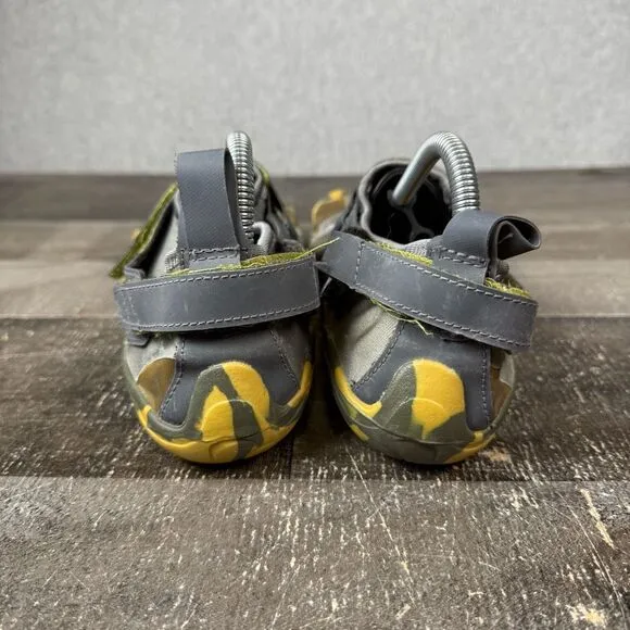 Vibram Mens Size 43 US 10 Fivefingers Athletic Slip On Shoes Gray Yellow