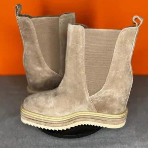 Vince Camuto Omassa Wedge Slip On Boot Tan Leather Size 7.5 EU 38