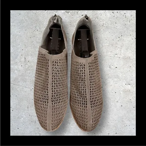 VINCE CAMUTO Paleta Dark Brown/Grey Perforated Nubuck Bootie | US Size 9 (S274)