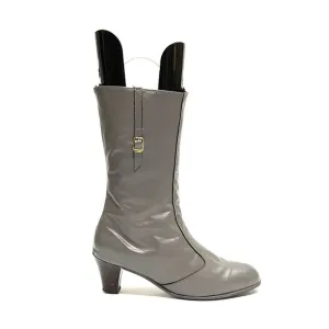 Vintage 1970s gray leather black faux fur lined heeled fashion boots